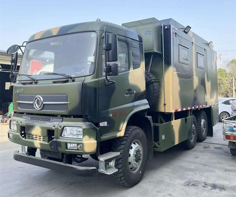 東風天錦后雙橋餐廚車