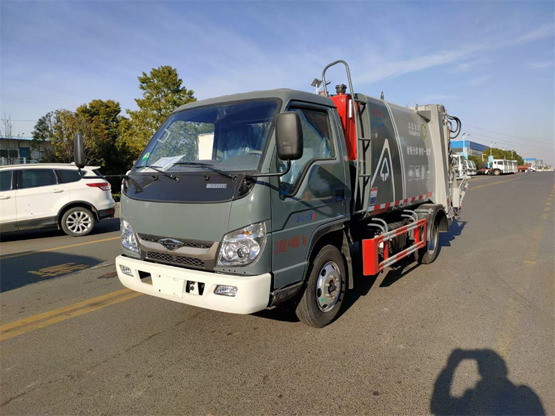 市場最暢銷福田時代藍牌壓縮垃圾車